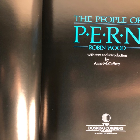 The People Of Pern by Anne McCaffrey & Robin Wood -1988 - HC/DJ (BCE) - Picture 3 of 12
